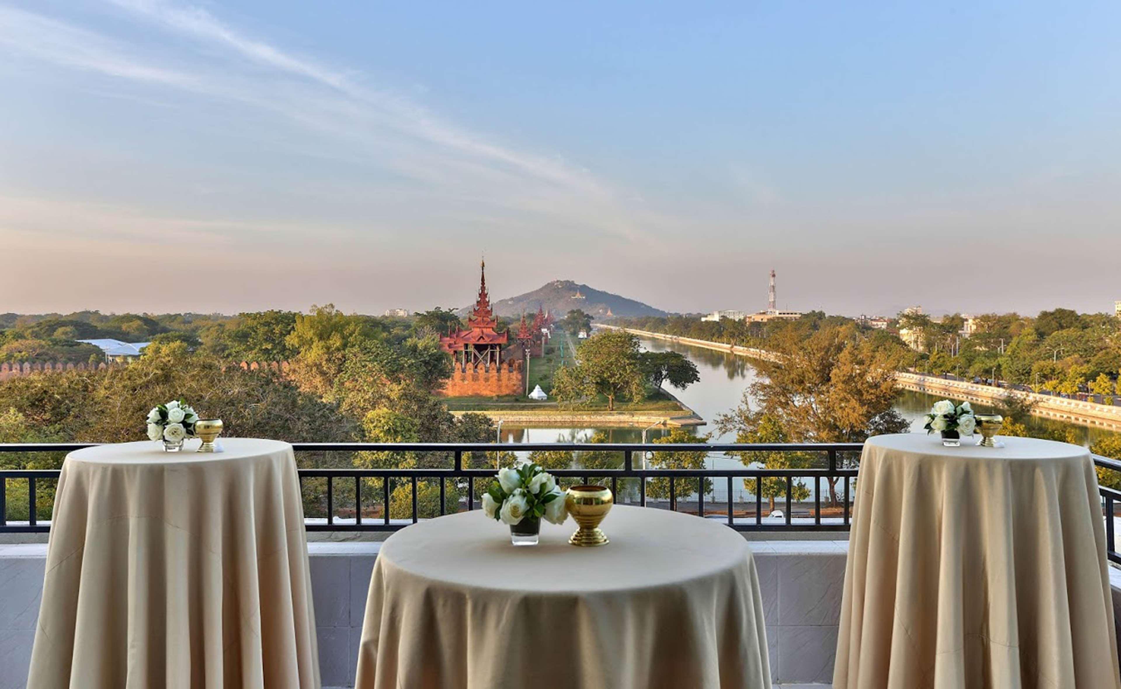 Hilton Mandalay Hotel Luaran gambar